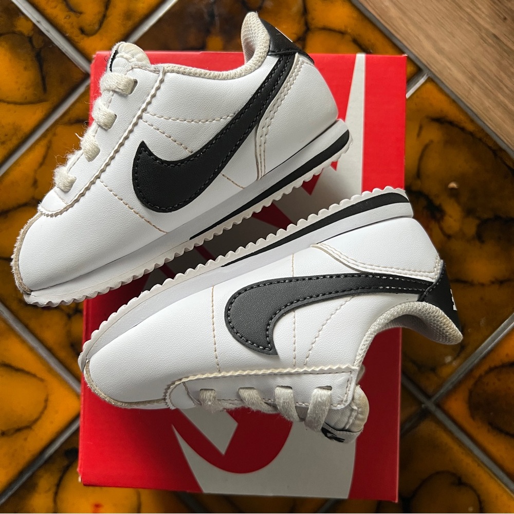 Nike Cortez White and Black Velcro Sneakers